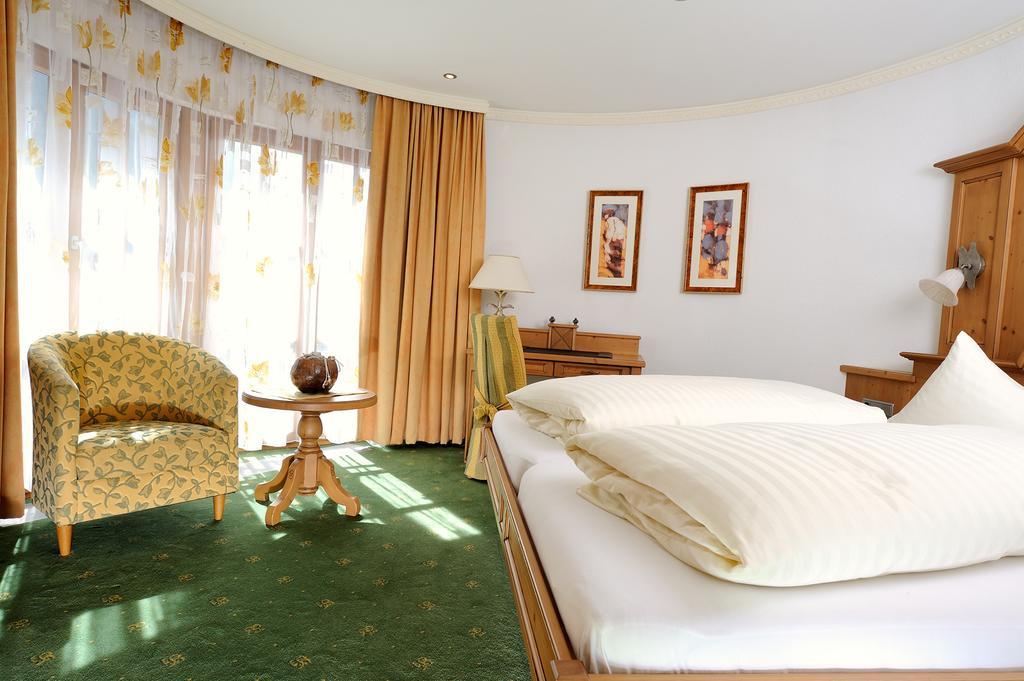 Alpenhotel Ischglerhof Habitación foto